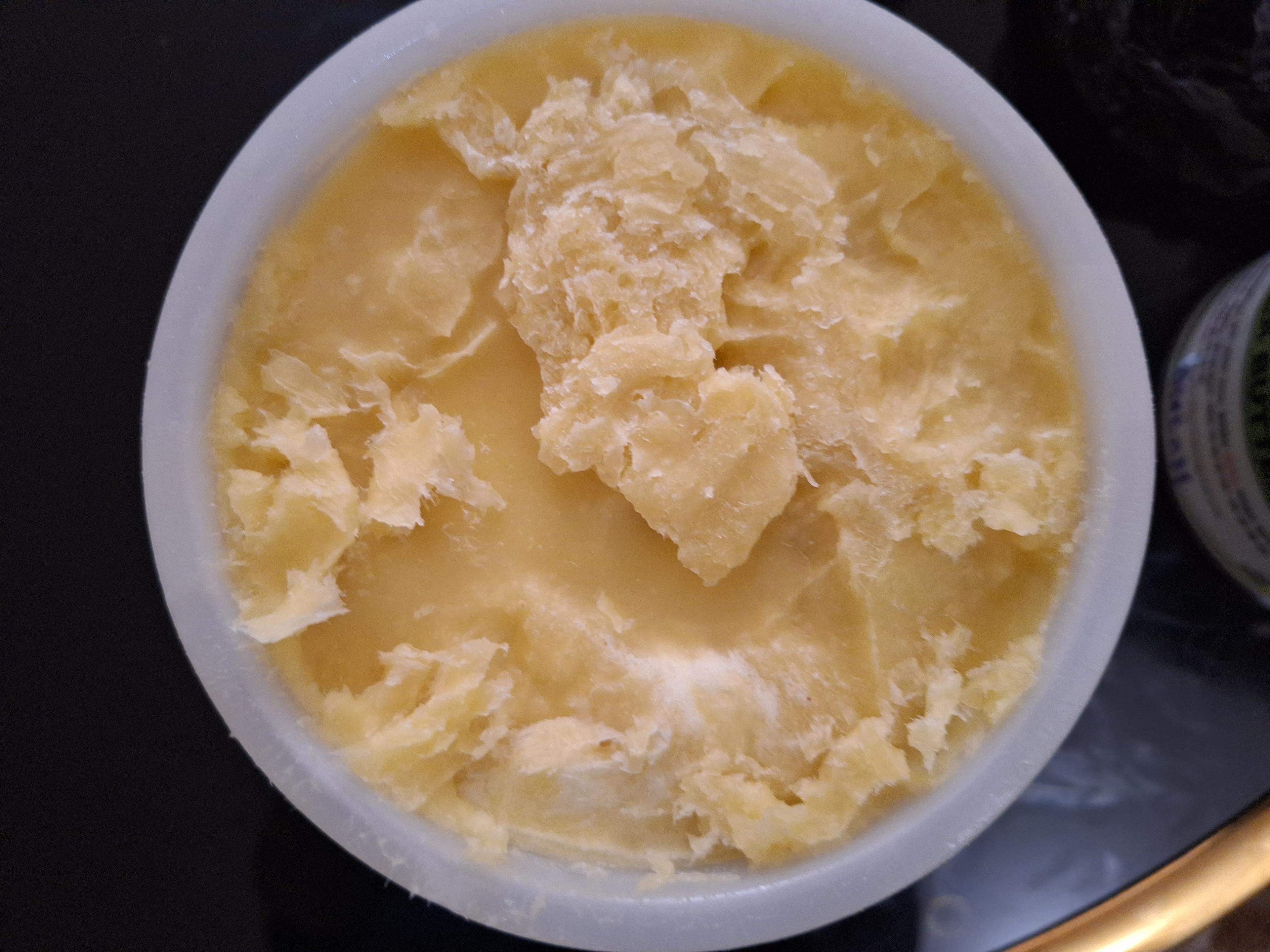 Yellow Shea Butter (Adalidda / public domain)