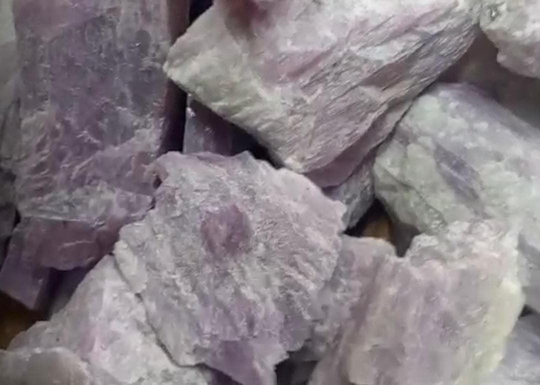 Minerai de lithium nigérian premium – Pureté & fiabilité